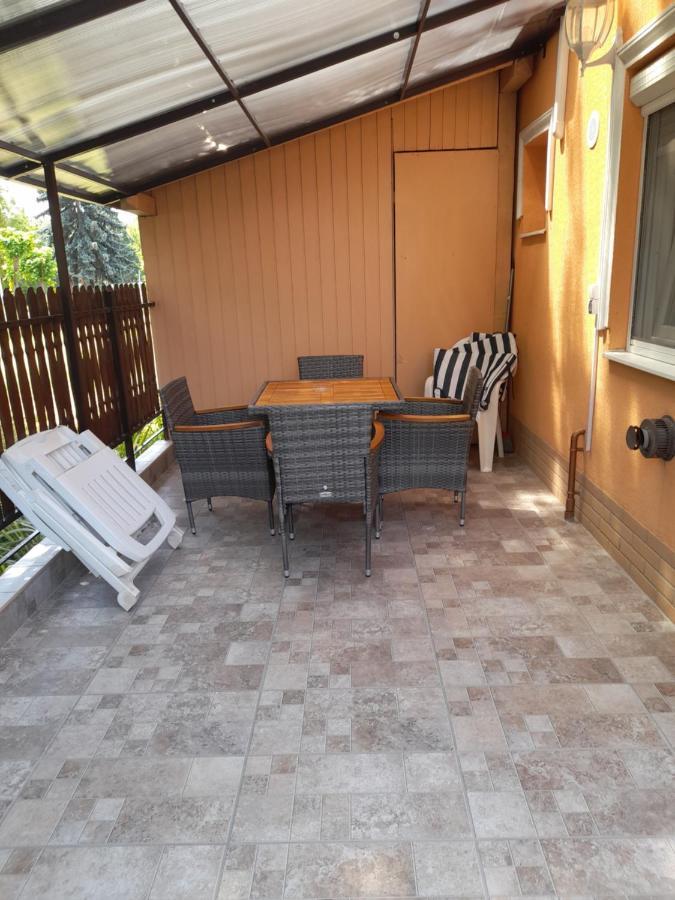 Thermal Apartman Tiszafuered Luaran gambar
