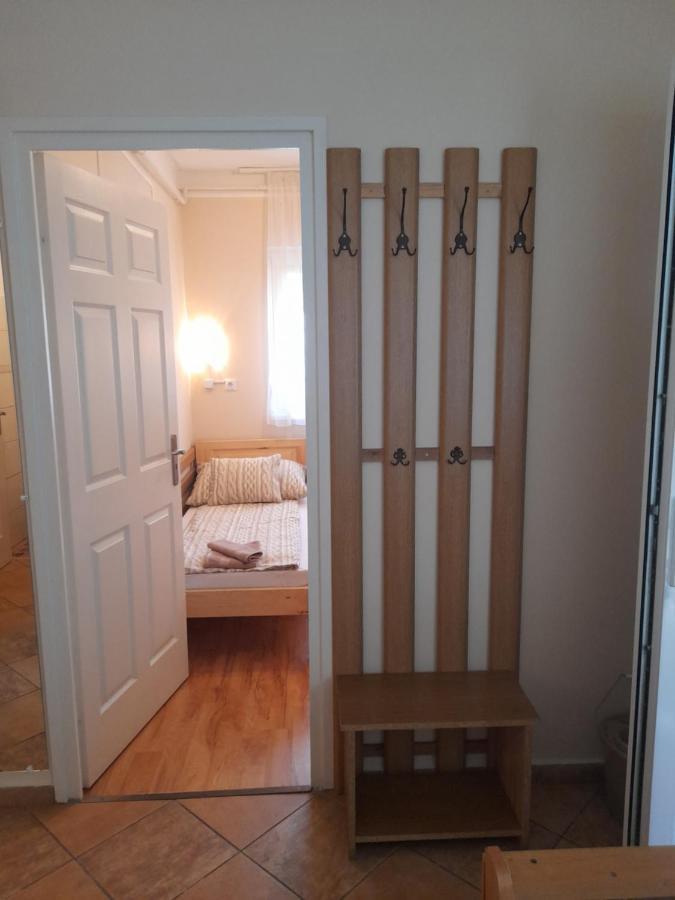 Thermal Apartman Tiszafuered Luaran gambar