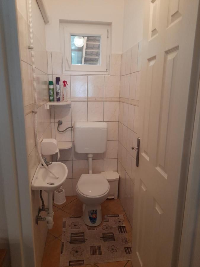 Thermal Apartman Tiszafuered Luaran gambar