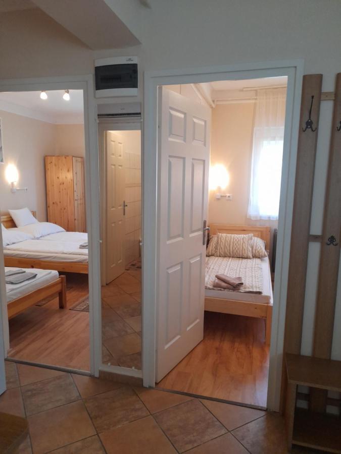 Thermal Apartman Tiszafuered Luaran gambar